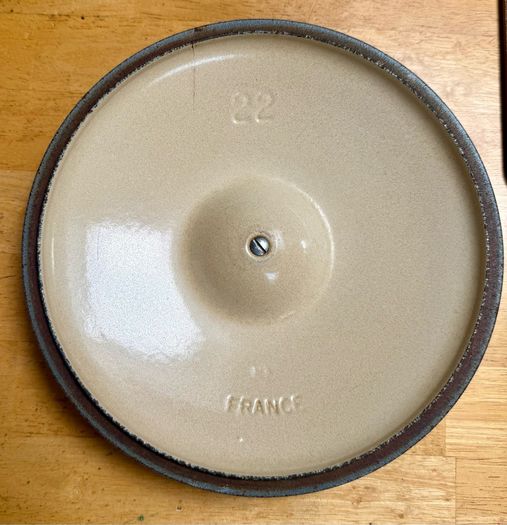 Le Creuset Cast Iron Saucepan with Wooden Handle 22"