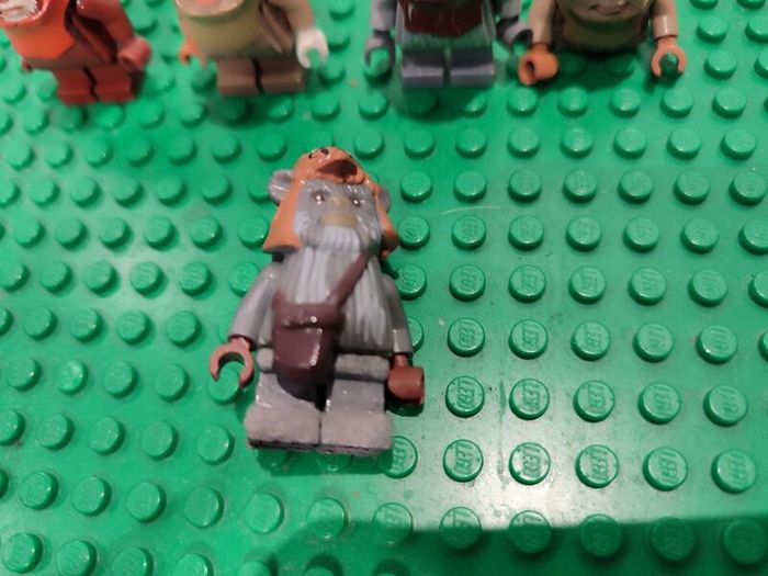 Lego Star Wars Minifigure 10236 Ewok Figures Ewoks Rebel Fighter and Rare Princess Leia and Teebo
