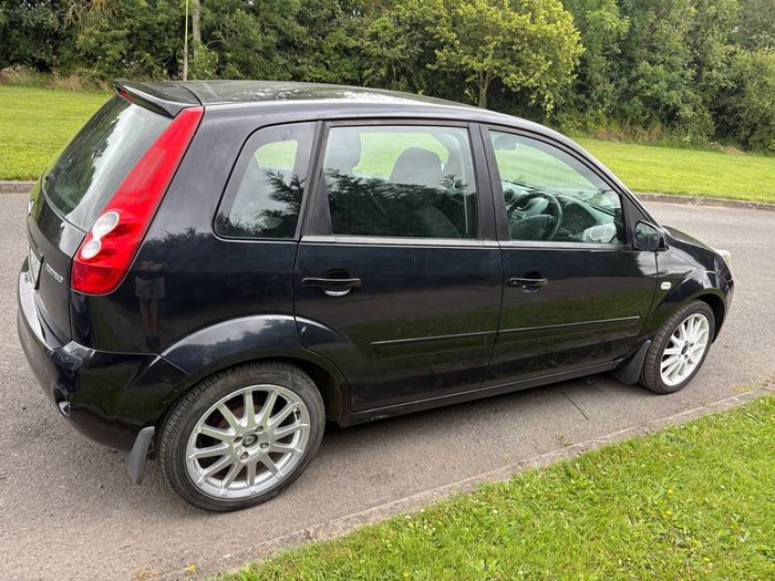2007 Ford Fiesta