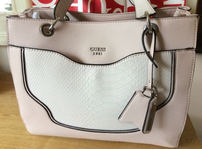 New Guess Bag