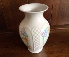 Vintage Royal Winton 8 inch Vase