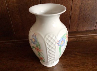 Vintage Royal Winton 8 inch Vase