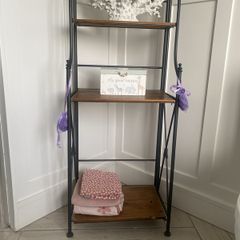 display stand / storage