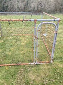 Dog run/pen