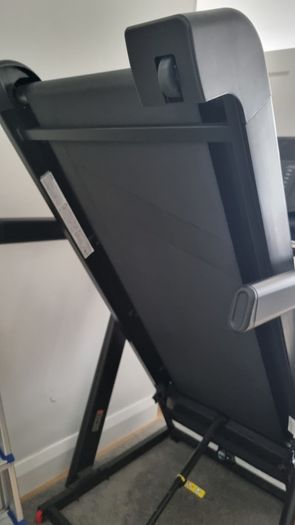 Threadmill