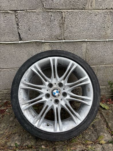 BMW 18 alloys