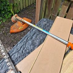 petrol hedge cutter and strimmer