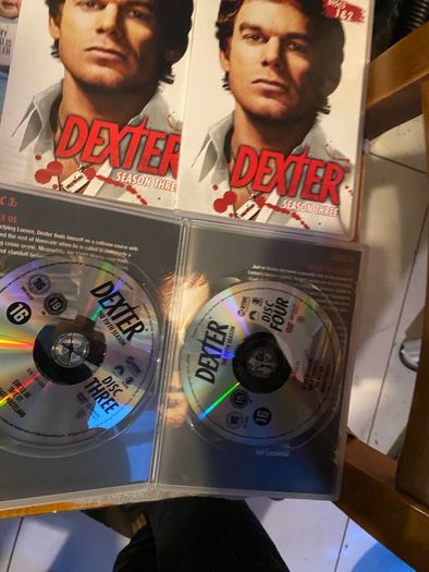TV show: Dexter Season 3-5