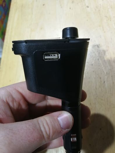Wireless Car FM Transmitter
