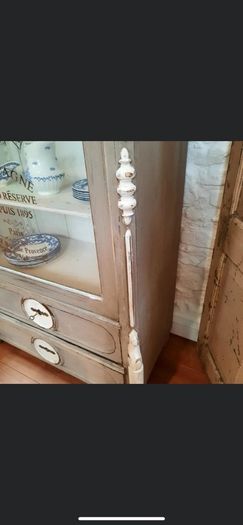 French cabinet