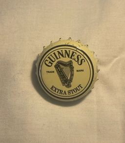 guiness bottle cap pin badge