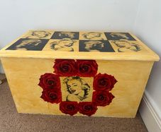 Marilyn Monroe - Vintage storage chest