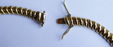 Vintage Goldtone Choker Style Necklace