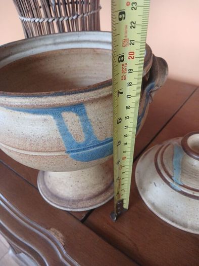 Badger Hill Soup tureen