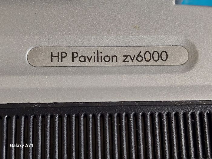 HP Pavilion zv6000, Windows XP, in excellent cosmetic condition, A Genuine real Blast from the past