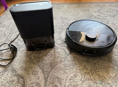 Roomba Max 705 Vacuum & AutoEmpty Dock