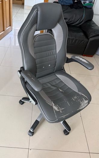 free gaming chair