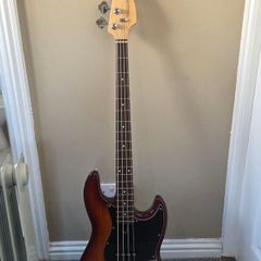 Marcus Miller Sire V3 Jazz Bass Sunburst 2nd Gen New strings and fender gig bag