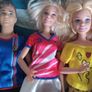 large bundle barbie /ken dolls Image 10