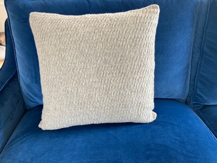 Cushion cover new - Vintage Habitat