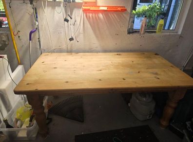 Table 6ft X 39 Inch. 31.5 In High.