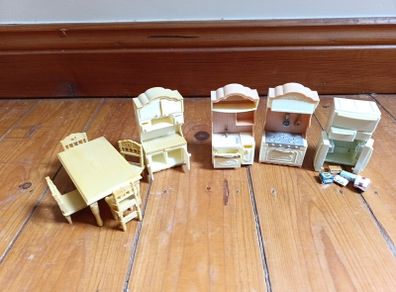 Sylvanian Families kitchen accessories