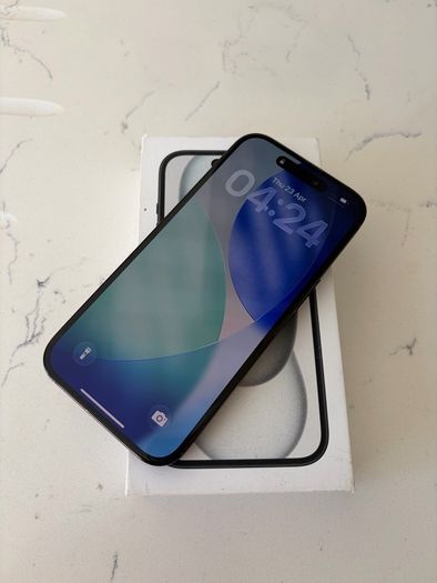 iPhone 15