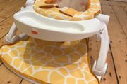 Baby chair with tray