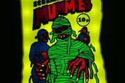 Retro Mummies Lightbox