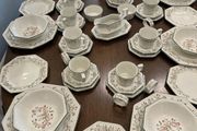 Johnson dinner service