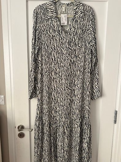 Ladies dress