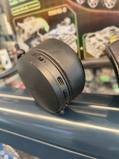 Sennheiser HD 350BT Wireless Over-Ear Bluetooth Headphones Black (Used)