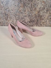 CLARKS KELDA HOPE smart court shoes heels Dusty pink rose Pink Suede leather closed toe Size UK 5.5D EU 39 BRAND NEW