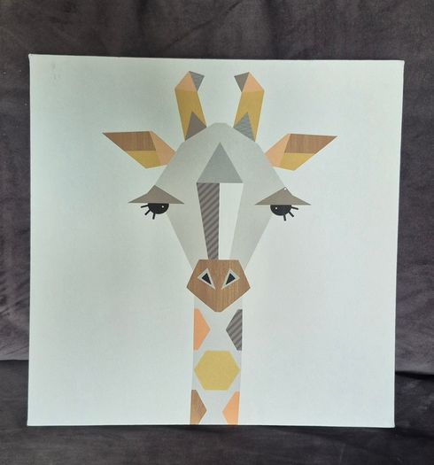 Giraffe Picture Hanging
