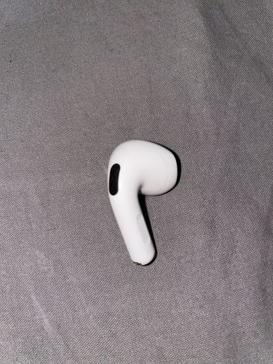 AirPods 4 ANC -right ear bud