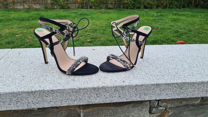 ladies stiletto sandals. Kurt Geiger Carvela size 40. Brand new.black suede effect with faux snake skin detail. Lace up ankle fastening. Very pretty shoe