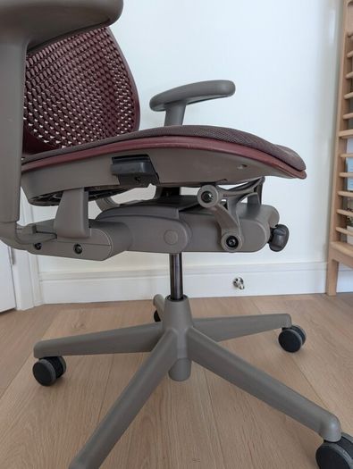 Herman Miller Celle V1 Office Chair