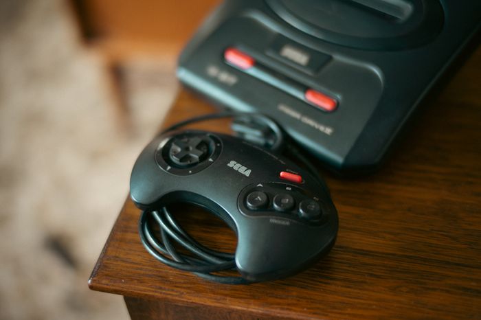 Sega Megadrive 2 with games