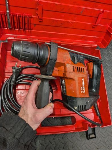 Hilti TE5 220v