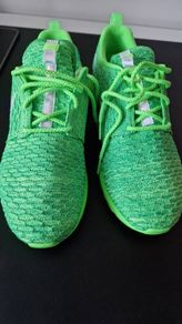 Nike Flyknit Green size 8Uk