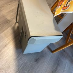 Cupboard bin