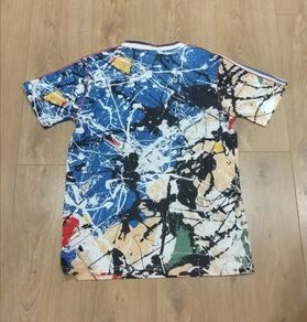 manchester united stone roses jersey
