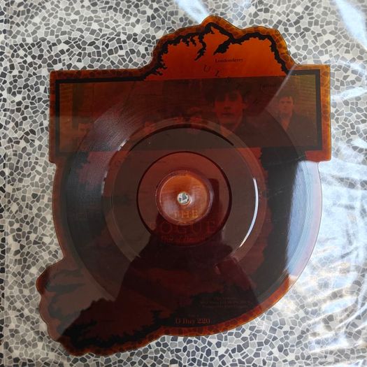 The Pogues, A Pairs of brown eyes shaped, pic disc