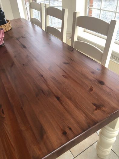 Dining table with 6 chairs and dresser