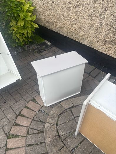 free wardrobe