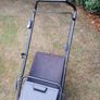 Briggs and stratton Push Lawnmower Image 5