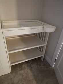 baby changing table