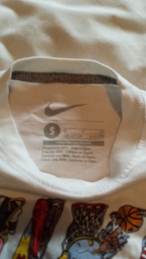 Nike T-shirt