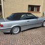 BMW 318i convertible Image 2