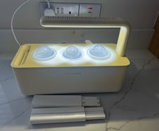 Click & Grow Smart Garden 3 Indoor Herb Garden Fully Working